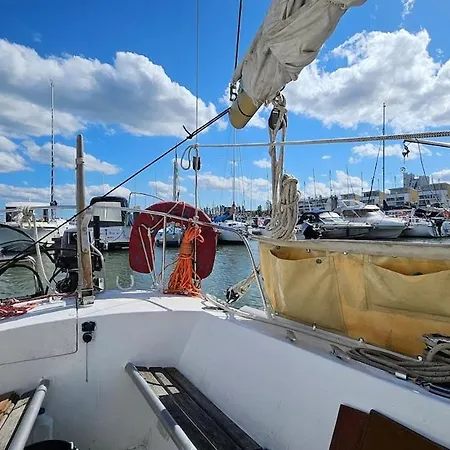 Hotel na wodzie Barco Classic 25 Expo