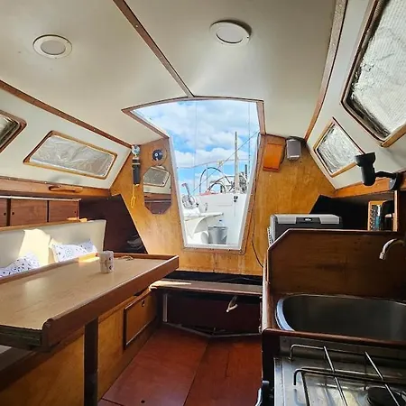 Hotel na wodzie Barco Classic 25 Expo *