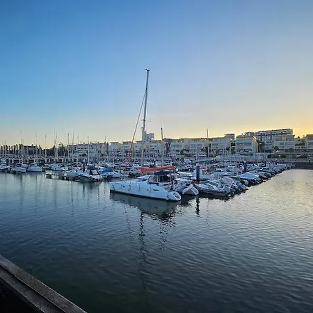 Barco Classic 25 Expo Hotel na wodzie