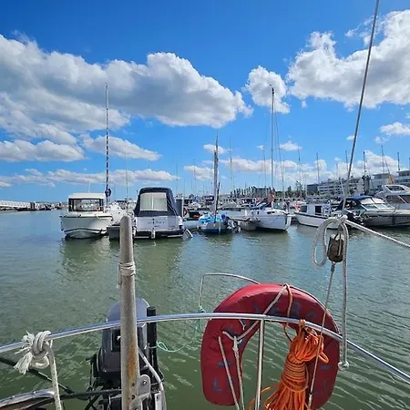Barco Classic 25 Expo Botel